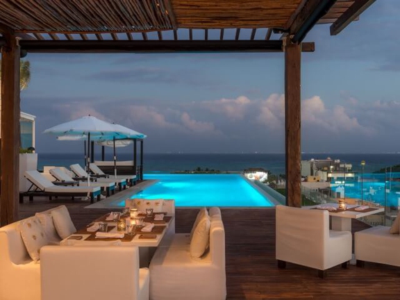 fives rooftop playa del carmen